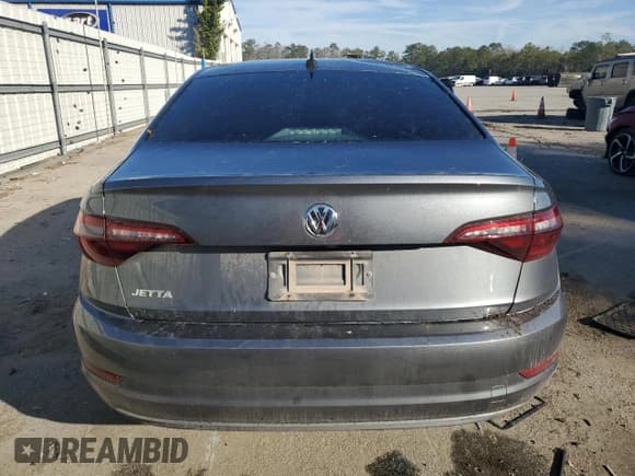 ✅ 2020 Volkswagen Jetta S • VIN: 3VWC57BU7LM079477 • Лот: 45766475. Опубликован ранее на Copart с пробегом 51 414 миль. Бесплатный доступ к архиву аукционных продаж из США и подробный отчёт об истории автомобиля на DreamBid. Изображение 6.