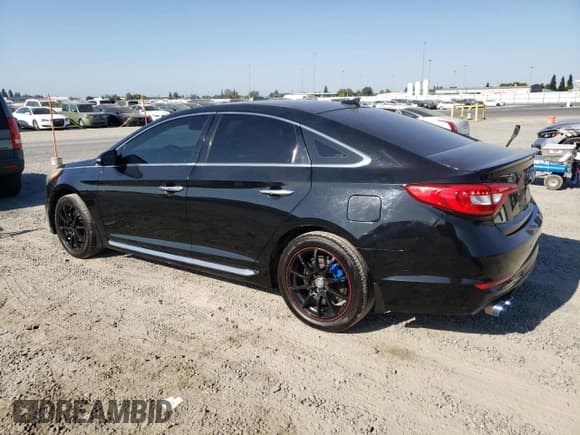 ✅ 2015 Hyundai Sonata Sport • VIN: 5NPE34ABXFH172617 • Lot: 69114845. Wystawiony na Copart z przebiegiem 81 736 mil. Bezpłatny archiwum sprzedaży aukcyjnych z USA i szczegółowy raport historii pojazdu na DreamBid. Zdjęcie 2.