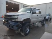 ✅ 2005 Chevrolet Silverado 2500HD LS • VIN: 1GCHK23U45F802269 • Lot: 42793768. Wystawiony na IAAI z przebiegiem 131 588 mil. Bezpłatny archiwum sprzedaży aukcyjnych z USA i szczegółowy raport historii pojazdu na DreamBid. Zdjęcie 2.