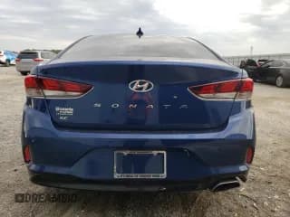 ✅ 2018 Hyundai Sonata SE • VIN: 5NPE24AF0JH723474 • Lot: 38732273. Listed on Copart with 102,686 mi. Free auction sales archive from the USA and detailed vehicle history report at DreamBid. Image 6.