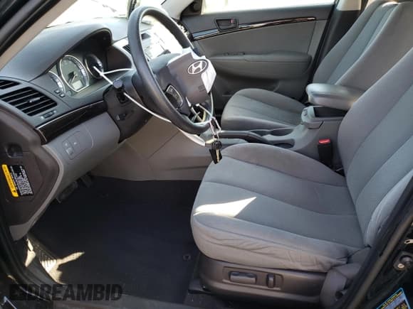 ✅ 2009 Hyundai Sonata GLS • VIN: 5NPET46C49H549724 • Лот: 75774744. Опубликован ранее на Copart с пробегом 79 626 миль. Бесплатный доступ к архиву аукционных продаж из США и подробный отчёт об истории автомобиля на DreamBid. Изображение 7.