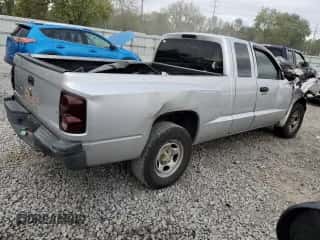 2007 Dodge Dakota ST с VIN 1D7HE22K97S107745, выставлен на аукционе Copart как лот 86276645 с пробегом 237 231 миль миль и Списание • Salvage title. История ставок и продаж доступна на DreamBid. Изображение 3.