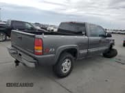 ✅ 2000 Chevrolet Silverado 1500 LT • VIN: 1GCEK19T9YZ316202 • Лот: 76491744. Опубликован ранее на Copart с пробегом 298 284 миль. Бесплатный доступ к архиву аукционных продаж из США и подробный отчёт об истории автомобиля на DreamBid. Изображение 3.