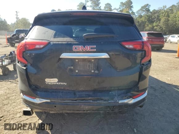 ✅ 2018 GMC Terrain Denali • VIN: 3GKALSEX6JL409075 • Lot: 86267605. Listed on Copart with 72,258 mi. Free auction sales archive from the USA and detailed vehicle history report at DreamBid. Image 6.