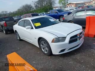 ✅ 2014 Dodge Charger RT • VIN: 2C3CDXCT3EH342422 • Lot: 41923310. Wystawiony na IAAI z przebiegiem 236 320 mil. Bezpłatny archiwum sprzedaży aukcyjnych z USA i szczegółowy raport historii pojazdu na DreamBid. Zdjęcie 1.
