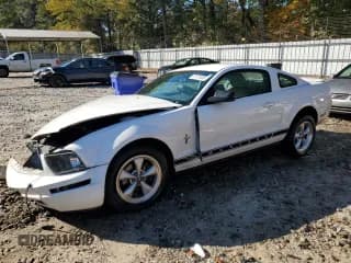 ✅ 2007 Ford Mustang Deluxe • VIN: 1ZVFT80N675295675 • Lot: 91176335. Listed on Copart with 141,739 mi. Free auction sales archive from the USA and detailed vehicle history report at DreamBid. Image 1.