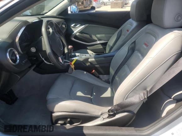 ✅ 2018 Chevrolet Camaro 2SS • VIN: 1G1FG1R77J0133683 • Лот: 80896655. Опубликован ранее на Copart с пробегом 41 821 миль. Бесплатный доступ к архиву аукционных продаж из США и подробный отчёт об истории автомобиля на DreamBid. Изображение 7.