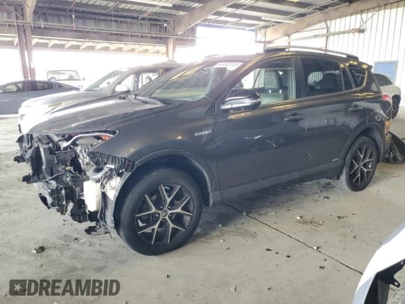 ✅ 2017 Toyota RAV4 SE • VIN: JTMJJREV7HD139279 • Lot: 84462315. Listed on Copart with 115,939 mi. Free auction sales archive from the USA and detailed vehicle history report at DreamBid. Image 1.