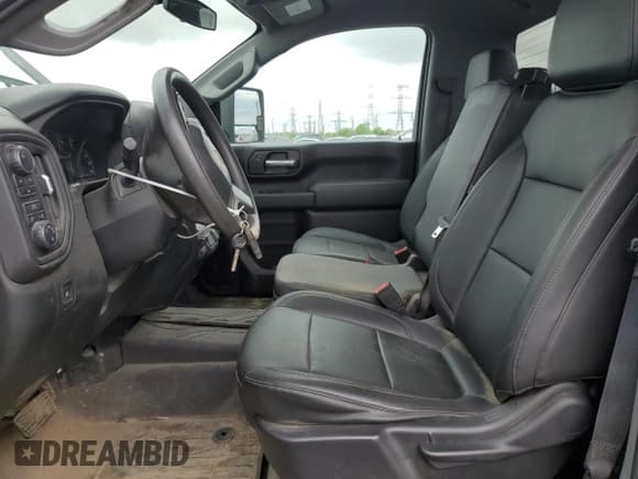 ✅ 2020 Chevrolet Silverado 2500HD Work Truck • VIN: 1GC3YLE73LF285999 • Лот: 58368135. Опубликован ранее на Copart с пробегом 118 408 миль. Бесплатный доступ к архиву аукционных продаж из США и подробный отчёт об истории автомобиля на DreamBid. Изображение 7.