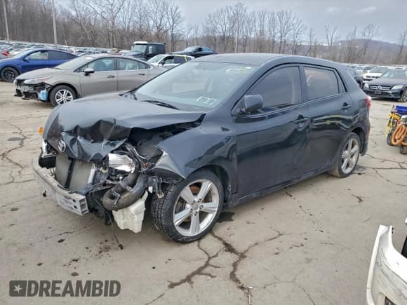 ✅ 2009 Toyota Matrix S • VIN: 2T1LE40E79C010030 • Lot: 96225915. Listed on Copart with 178,325 mi. Free auction sales archive from the USA and detailed vehicle history report at DreamBid. Image 1.