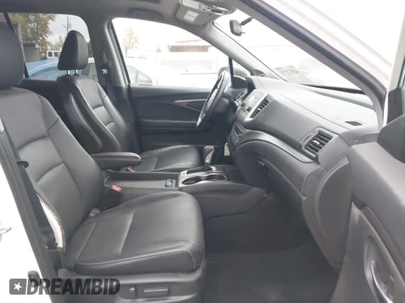 ✅ 2019 Honda Ridgeline RTL • VIN: 5FPYK2F5XKB004418 • Лот: 43572773. Опубликован ранее на IAAI с пробегом 70 040 миль. Бесплатный доступ к архиву аукционных продаж из США и подробный отчёт об истории автомобиля на DreamBid. Изображение 5.