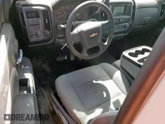 ✅ 2018 Chevrolet Silverado 1500 Work Truck • VIN: 1GCNCNEC3JZ203717 • Lot: 84374055. Wystawiony na Copart z przebiegiem 144 924 mil. Bezpłatny archiwum sprzedaży aukcyjnych z USA i szczegółowy raport historii pojazdu na DreamBid. Zdjęcie 8.