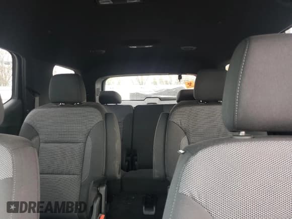 ✅ 2023 Chevrolet Traverse LT Cloth • VIN: 1GNERGKW7PJ138152 • Lot: 82720665. Wystawiony na Copart z przebiegiem 30 523 mil. Bezpłatny archiwum sprzedaży aukcyjnych z USA i szczegółowy raport historii pojazdu na DreamBid. Zdjęcie 10.