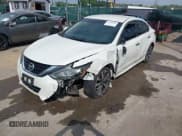 ✅ 2017 Nissan Altima S • VIN: 1N4AL3AP2HC267990 • Lot: 42430991. Wystawiony na IAAI z przebiegiem 128 580 mil. Bezpłatny archiwum sprzedaży aukcyjnych z USA i szczegółowy raport historii pojazdu na DreamBid. Zdjęcie 2.