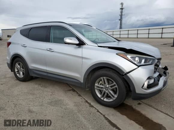 ✅ 2018 Hyundai Santa Fe 2.4L • VIN: 5XYZU3LB6JG505739 • Lot: 36757263. Wystawiony na Copart z przebiegiem 66 423 mil mil. Skorzystaj z bezpłatnego archiwum sprzedaży aukcyjnych z USA i zobacz szczegółowy raport historii pojazdu na DreamBid. Zdjęcie 4.