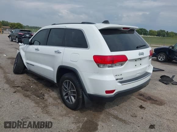 ✅ 2018 Jeep Grand Cherokee Limited • VIN: 1C4RJFBG5JC484944 • Lot: 43266946. Listed on IAAI with 119,350 mi. Free auction sales archive from the USA and detailed vehicle history report at DreamBid. Image 3.