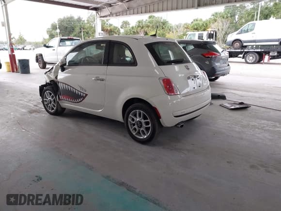 ✅ 2016 FIAT 500 Pop • VIN: 3C3CFFAR7GT193485 • Лот: 43811626. Опубликован ранее на IAAI с пробегом 70 326 миль. Бесплатный доступ к архиву аукционных продаж из США и подробный отчёт об истории автомобиля на DreamBid. Изображение 3.