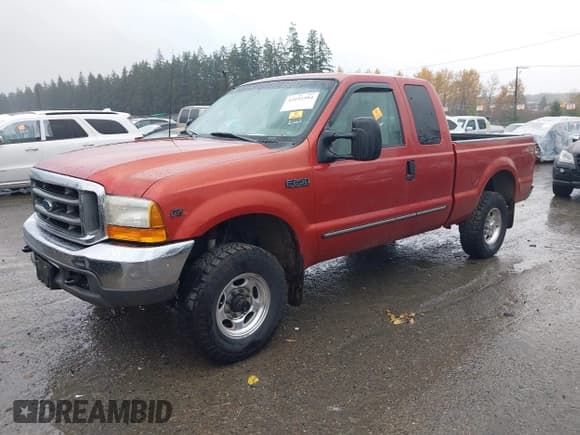 ✅ 2000 Ford F-250 XL • VIN: 1FTNX21L7YEB12167 • Lot: 43691984. Listed on IAAI with 108,749 mi. Free auction sales archive from the USA and detailed vehicle history report at DreamBid. Image 2.