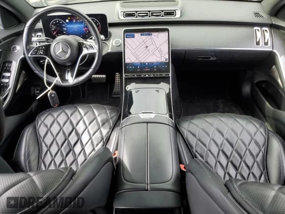 ✅ 2022 Mercedes-Benz S 580 • VIN: W1K6G7GB5NA130644 • Lot: 70554225. Wystawiony na Copart z przebiegiem 70 922 mil. Bezpłatny archiwum sprzedaży aukcyjnych z USA i szczegółowy raport historii pojazdu na DreamBid. Zdjęcie 8.