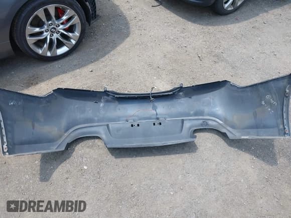 ✅ 2014 Hyundai Genesis Coupe 2.0T • VIN: KMHHT6KD6EU114447 • Lot: 42561898. Wystawiony na IAAI z przebiegiem 101 453 mil. Bezpłatny archiwum sprzedaży aukcyjnych z USA i szczegółowy raport historii pojazdu na DreamBid. Zdjęcie 12.