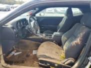 ✅ 2013 Dodge Challenger SXT • VIN: 2C3CDYAG3DH511607 • Lot: 74829404. Wystawiony na Copart z przebiegiem Nie podano. Bezpłatny archiwum sprzedaży aukcyjnych z USA i szczegółowy raport historii pojazdu na DreamBid. Zdjęcie 7.