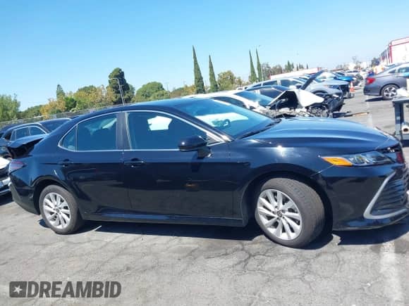 2022 Toyota Camry LE с VIN 4T1C11AK1NU668224, выставлен на аукционе IAAI как лот 43141098 с пробегом 52 675 миль миль и . История ставок и продаж доступна на DreamBid. Изображение 14.