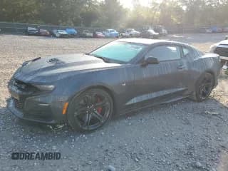 ✅ 2019 Chevrolet Camaro 1SS • VIN: 1G1FE1R73K0110053 • Lot: 72018965. Wystawiony na Copart z przebiegiem 16 868 mil. Bezpłatny archiwum sprzedaży aukcyjnych z USA i szczegółowy raport historii pojazdu na DreamBid. Zdjęcie 1.