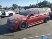 ✅ 2022 Volkswagen Jetta Autobahn • VIN: 3VW2T7BUXNM005510 • Lot: 70777205. Wystawiony na Copart z przebiegiem 37 096 mil. Bezpłatny archiwum sprzedaży aukcyjnych z USA i szczegółowy raport historii pojazdu na DreamBid. Zdjęcie 1.