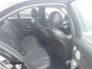 ✅ 2021 Mercedes-Benz C 300 • VIN: W1KWF8EB9MR609337 • Lot: 42653947. Wystawiony na IAAI z przebiegiem 32 375 mil. Bezpłatny archiwum sprzedaży aukcyjnych z USA i szczegółowy raport historii pojazdu na DreamBid. Zdjęcie 8.