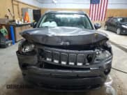 ✅ 2017 Jeep Compass High Altitude • VIN: 1C4NJDEB1HD173583 • Lot: 64268865. Wystawiony na Copart z przebiegiem 226 262 mil. Bezpłatny archiwum sprzedaży aukcyjnych z USA i szczegółowy raport historii pojazdu na DreamBid. Zdjęcie 5.