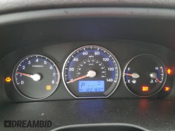 2012 Hyundai Santa Fe Limited с VIN 5XYZK3AB7CG141455, выставлен на аукционе Copart как лот 75635924 с пробегом 122 165 миль миль и Списание • Salvage title. История ставок и продаж доступна на DreamBid. Изображение 9.