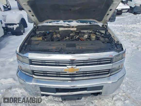 ✅ 2015 Chevrolet Silverado 1500 • VIN: 1GB5CYC83FZ122101 • Лот: 95264555. Опубликован ранее на Copart с пробегом Не указан. Бесплатный доступ к архиву аукционных продаж из США и подробный отчёт об истории автомобиля на DreamBid. Изображение 11.