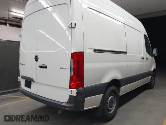 ✅ 2023 Mercedes-Benz Sprinter Cargo • VIN: W1Y70BGY0PT127518 • Лот: 42420164. Опубликован ранее на IAAI с пробегом Не указан. Бесплатный доступ к архиву аукционных продаж из США и подробный отчёт об истории автомобиля на DreamBid. Изображение 4.