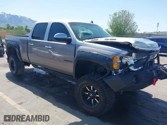✅ 2013 Chevrolet Silverado 2500HD LT • VIN: 1GC1KXE89DF171175 • Лот: 42229149. Опубликован ранее на IAAI с пробегом 160 864 миль. Бесплатный доступ к архиву аукционных продаж из США и подробный отчёт об истории автомобиля на DreamBid. Изображение 1.