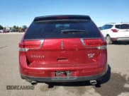 ✅ 2015 Lincoln MKX • VIN: 2LMDJ8JK7FBL28696 • Лот: 81990195. Опубликован ранее на Copart с пробегом 76 990 миль. Бесплатный доступ к архиву аукционных продаж из США и подробный отчёт об истории автомобиля на DreamBid. Изображение 6.