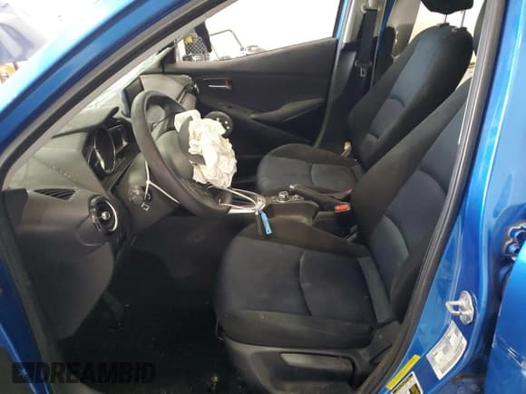 ✅ 2017 Toyota Yaris • VIN: 3MYDLBYVXHY156733 • Lot: 65355625. Listed on Copart with 90,039 mi. Free auction sales archive from the USA and detailed vehicle history report at DreamBid. Image 7.