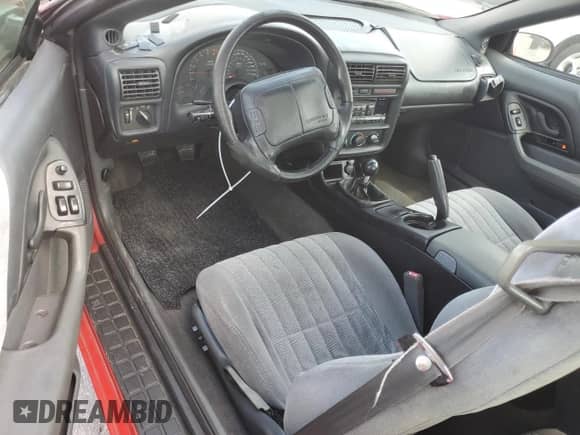 1997 Chevrolet Camaro Z28 z VIN 2G1FP22P3V2125956, wystawiony jako Copart lot #49401315 z przebiegiem 179 140 mil mil oraz Szkoda całkowita • Salvage title. Historia ofert i sprzedaży dostępna na DreamBid. Obrazek 8.