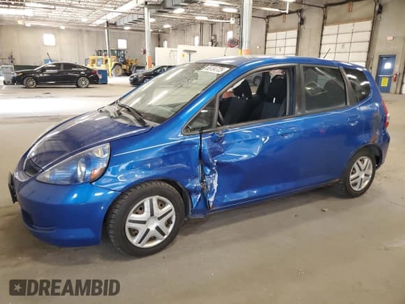 ✅ 2008 Honda Fit • VIN: JHMGD37418S011567 • Lot: 53704705. Wystawiony na Copart z przebiegiem 208 457 mil. Bezpłatny archiwum sprzedaży aukcyjnych z USA i szczegółowy raport historii pojazdu na DreamBid. Zdjęcie 1.