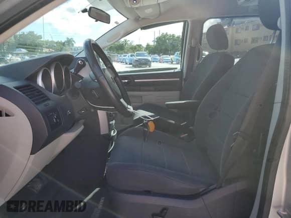 2008 Dodge Grand Caravan SXT with VIN 1D8HN54P68B172575, listed as a Copart auction lot 89522305 with 171,482 mi miles and Salvage title. Bid and sale history available at DreamBid. Image 7.