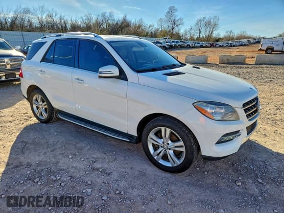 ✅ 2015 Mercedes-Benz M 350 • VIN: 4JGDA5HB7FA612163 • Lot: 95932305. Listed on Copart with 141,875 mi. Free auction sales archive from the USA and detailed vehicle history report at DreamBid. Image 4.