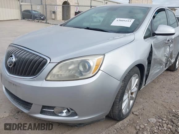 ✅ 2013 Buick Verano Convenience Group • VIN: 1G4PR5SK6D4137695 • Lot: 43809253. Wystawiony na IAAI z przebiegiem 171 853 mil. Bezpłatny archiwum sprzedaży aukcyjnych z USA i szczegółowy raport historii pojazdu na DreamBid. Zdjęcie 12.