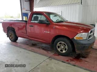 ✅ 2009 Dodge 1500 ST • VIN: 1D3HB16K79J532243 • Лот: 74105374. Опубликован ранее на Copart с пробегом 198 318 миль. Бесплатный доступ к архиву аукционных продаж из США и подробный отчёт об истории автомобиля на DreamBid. Изображение 4.