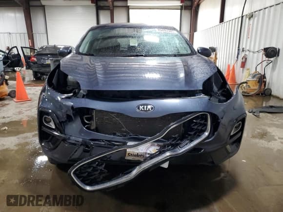 ✅ 2020 Kia Sportage LX • VIN: KNDPMCAC6L7737048 • Лот: 89490365. Опубликован ранее на Copart с пробегом 114 205 миль. Бесплатный доступ к архиву аукционных продаж из США и подробный отчёт об истории автомобиля на DreamBid. Изображение 5.