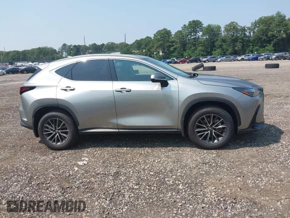 ✅ 2025 Lexus NX 350 • VIN: 2T2AGCEZ1SC070071 • Лот: 42855102. Опубликован ранее на IAAI с пробегом 3 498 миль. Бесплатный доступ к архиву аукционных продаж из США и подробный отчёт об истории автомобиля на DreamBid. Изображение 13.