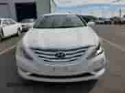 2013 Hyundai Sonata GLS z VIN 5NPEB4AC8DH551978, wystawiony jako Copart lot #86252385 z przebiegiem 136 419 mil mil oraz Szkoda całkowita • Salvage title. Historia ofert i sprzedaży dostępna na DreamBid. Obrazek 5.