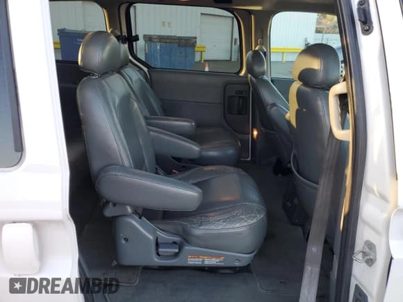 ✅ 2000 Nissan Quest GXE • VIN: 4N2XN11T9YD842304 • Лот: 42972215. Опубликован ранее на Copart с пробегом 232 945 миль. Бесплатный доступ к архиву аукционных продаж из США и подробный отчёт об истории автомобиля на DreamBid. Изображение 11.