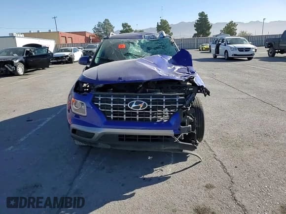 ✅ 2024 Hyundai Venue Limited • VIN: KMHRC8A33RU305757 • Lot: 80766254. Listed on Copart with 25,591 mi. Free auction sales archive from the USA and detailed vehicle history report at DreamBid. Image 12.