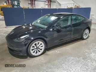 ✅ 2022 Tesla Model 3 • VIN: 5YJ3E1EA6NF372425 • Lot: 95348785. Listed on Copart with 94,385 mi. Free auction sales archive from the USA and detailed vehicle history report at DreamBid. Image 1.