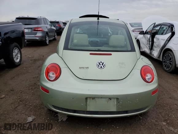✅ 2007 Volkswagen Beetle • VIN: 3VWRW31C17M521507 • Lot: 51694315. Listed on Copart with 109,426 mi. Free auction sales archive from the USA and detailed vehicle history report at DreamBid. Image 6.
