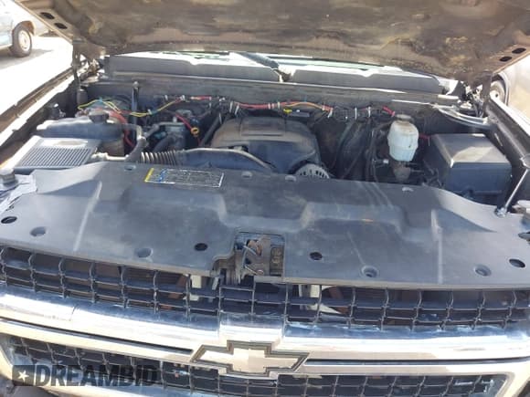 ✅ 2008 Chevrolet Silverado 2500HD 1LT • VIN: 1GCHK29KX8E163363 • Lot: 42540648. Wystawiony na IAAI z przebiegiem 242 555 mil. Bezpłatny archiwum sprzedaży aukcyjnych z USA i szczegółowy raport historii pojazdu na DreamBid. Zdjęcie 10.